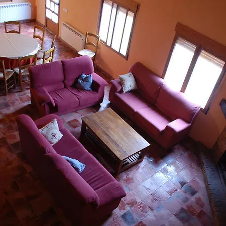 Holiday home Casa Rural Las Encinas
